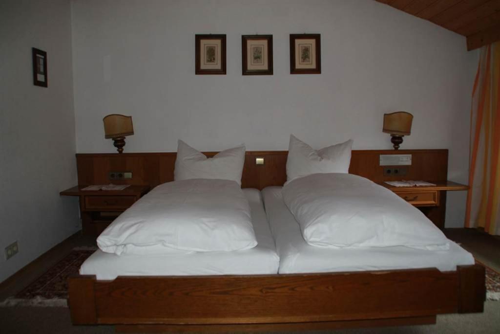Gaestehaus Andrea Schruns ภายนอก รูปภาพ